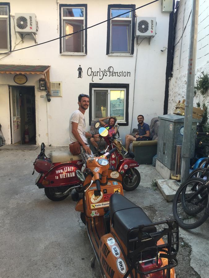 Charly'S Pension Egirdir Bagian luar foto